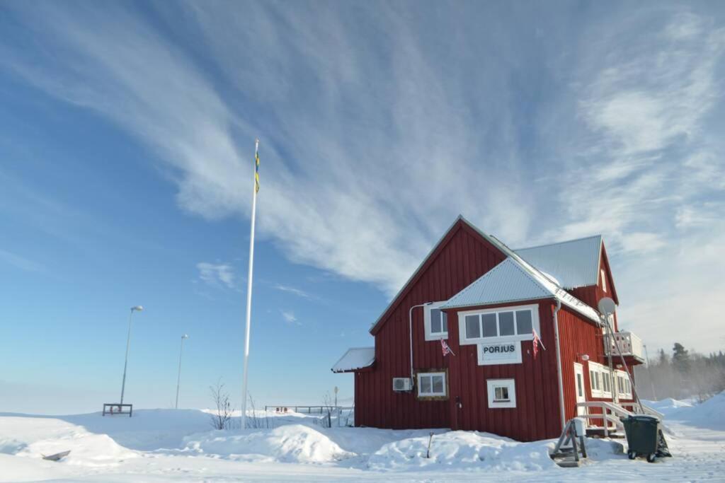 Arctic Colors Northern Lights Apartments Porjus Extérieur photo